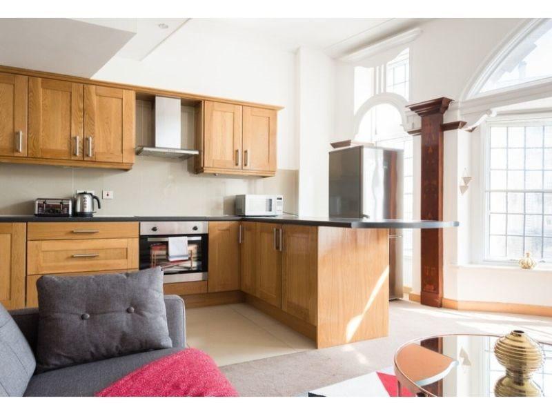The College Green Loft - Historic Light-Flooded 3Bdr Home 布里斯托 外观 照片